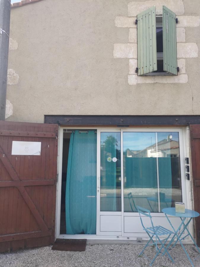 Au Clos Des Figues Hotell Chambon  Exteriör bild